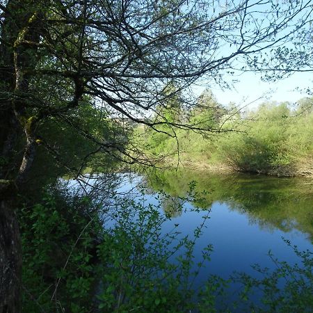 La Chambre Des Carrelets Montigny-sur-l'Ain ภายนอก รูปภาพ